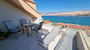 Modern Sea View Penthouse - on the Beach, Pag